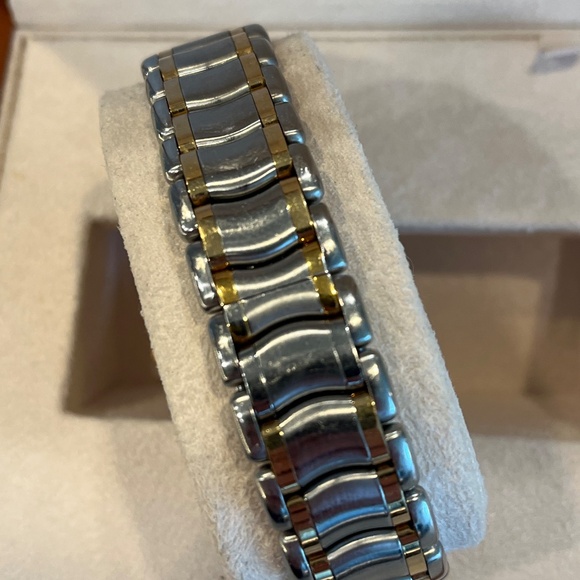 Ebel 1911 Men's Watch - Steel and Yellow Gold - 39mm - Picture 4 of 7